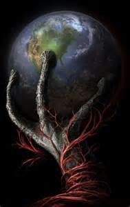 earth-in-alien-hand-189x300