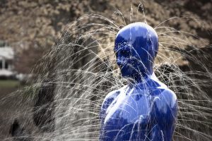 leaking-sculpture
